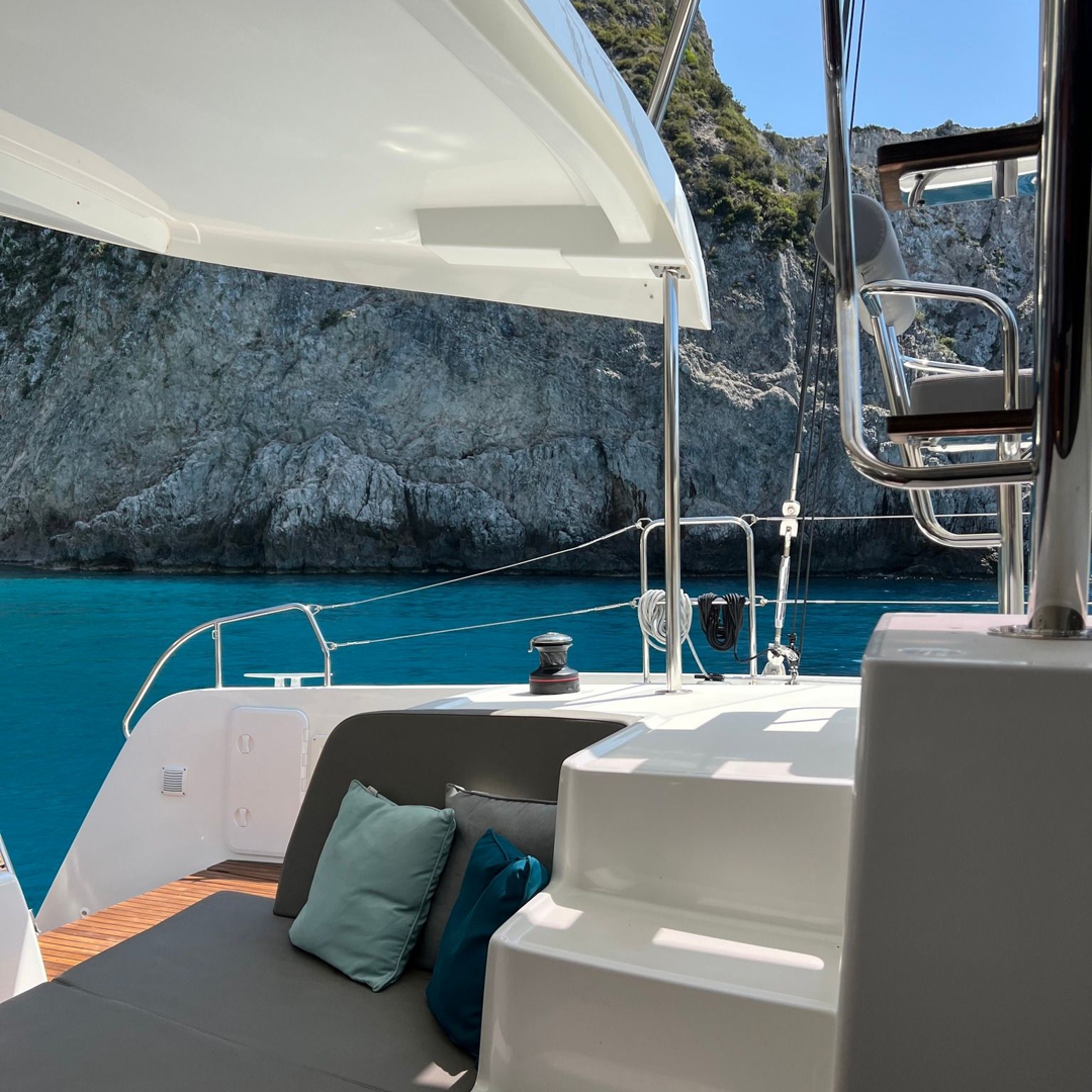 Catamaran JOY on the way to Ithaca Island.