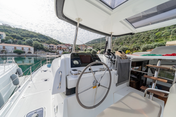 Catamaran Charter Lefkada